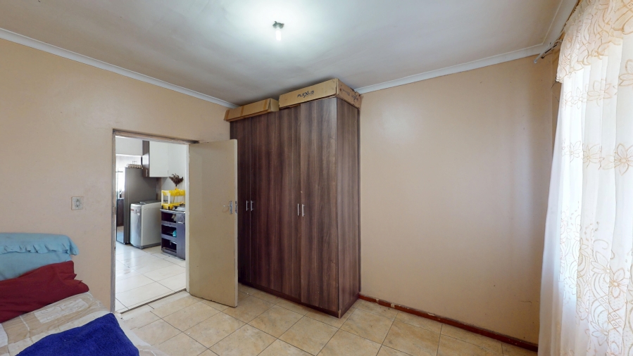 9 Bedroom Property for Sale in Firgrove Western Cape